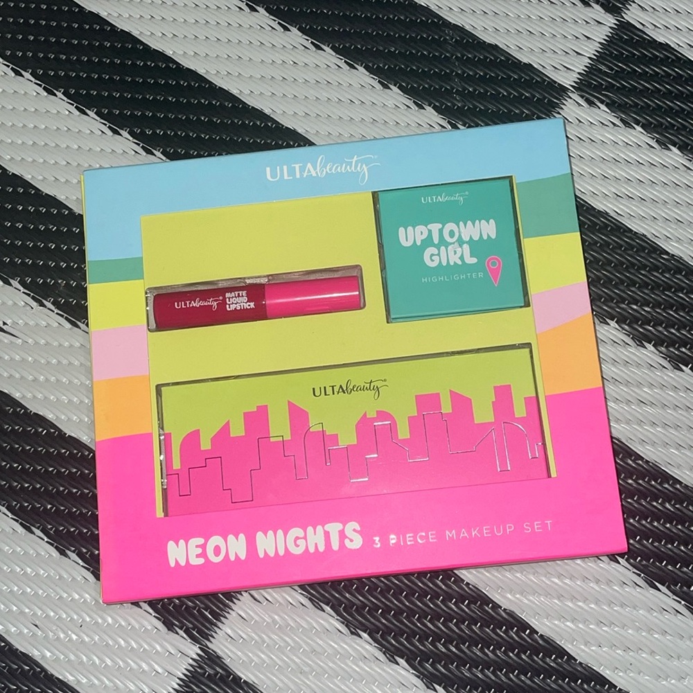 •ULTA BEAUTY•NIB/NWT 3-PIECE MAKE UP “NEON NIGHTS”